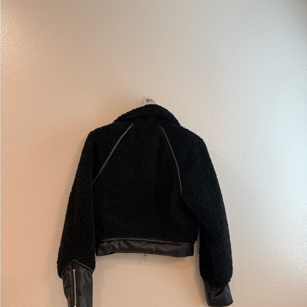 Ruve Javan Sherling Jacket Black - Picture 5 of 11